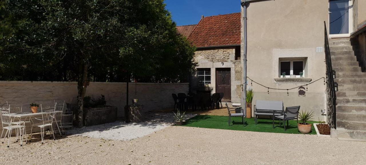 Gite Et Spa 21 Savigny-le-Sec Exteriör bild