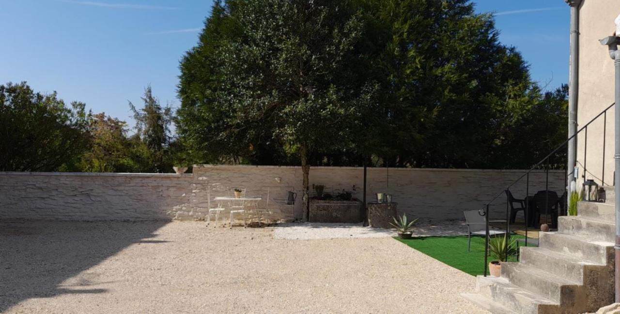 Gite Et Spa 21 Savigny-le-Sec Exteriör bild