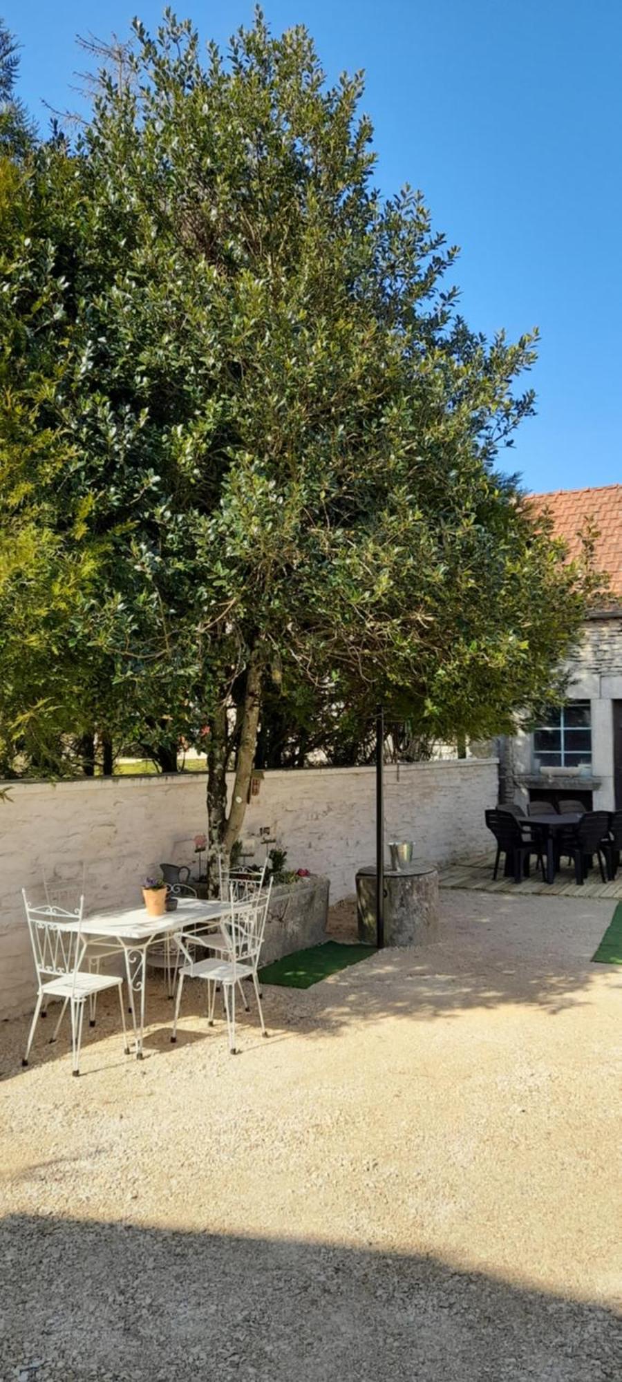 Gite Et Spa 21 Savigny-le-Sec Exteriör bild